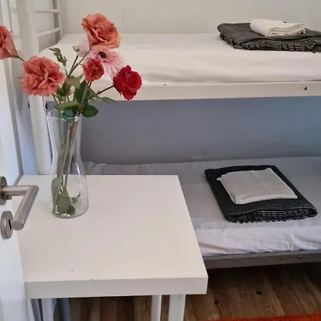 Ostello D&n Lisboa *