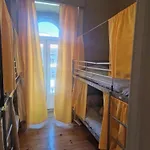 بيت شباب D&n *