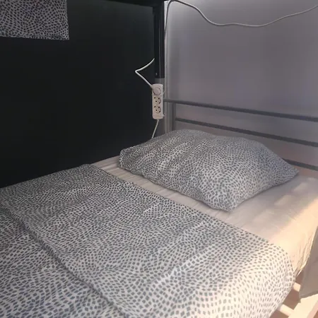 Hostel D&n *